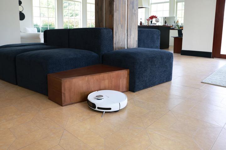 Actual product image EZVIZ RS20 Pro (7200 Pa, Wiping pads (rotating))