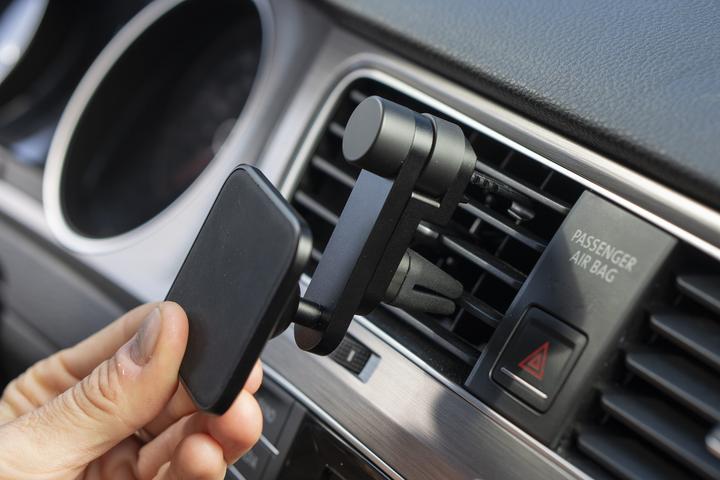 Actual product image Peak Design Car Mount VHB