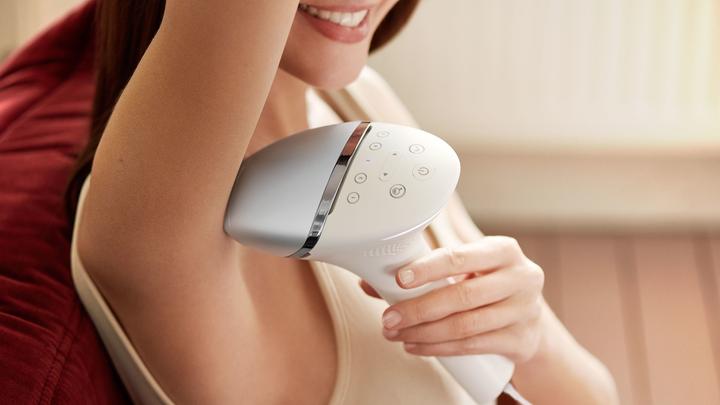 Produktbild Philips Lumea Prestige Lumea IPL 8000 Series BRI940/00 IPL