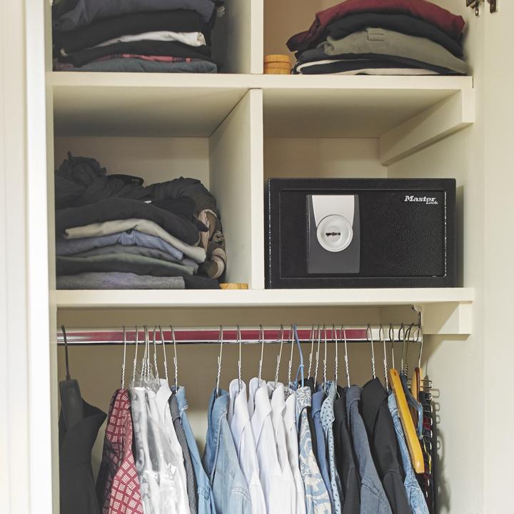 Actual product image Master Lock Security safe X031ML (9.93 l)