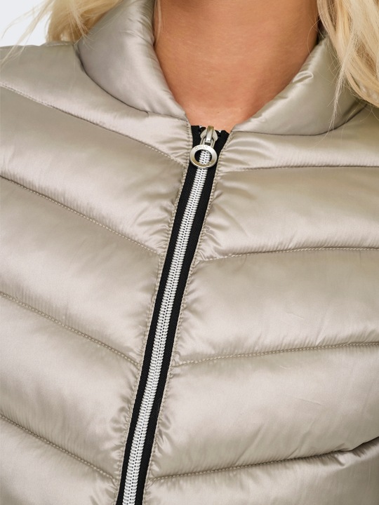 Image du produit Only Veste matelassée légère ONLVEGA (M)