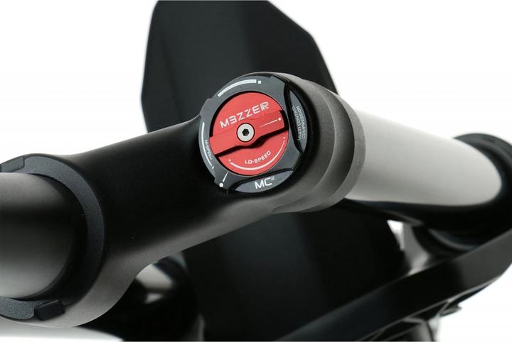 Actual product image Manitou Mezzer Pro (180 mm, Air)