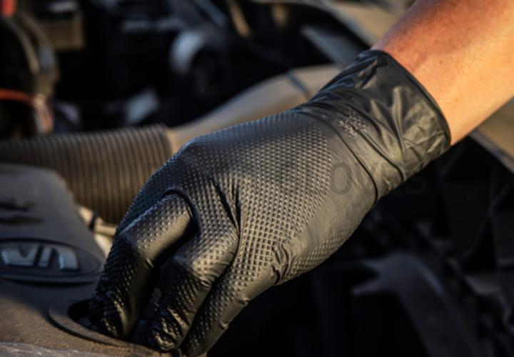 Produktbild Supermax Healthcare Einweghandschuh Max Grip Nitril, 50 Stück, XL, Schwarz (XL)