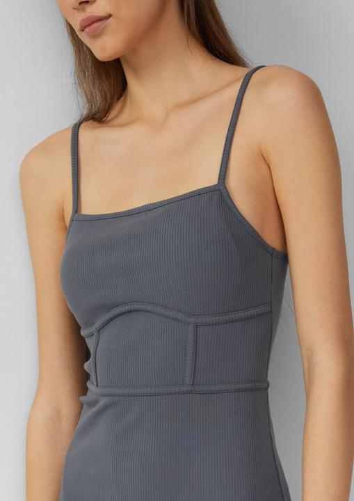 Produktbild S.Oliver Kleid Elastisches Spaghettiträger-Kleid mit Nahtdetails | QS x Vanessa Mai (L)