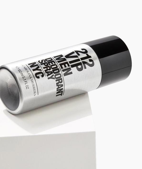 Actual product image Carolina Herrera 212 VIP (Spray, 150 ml)
