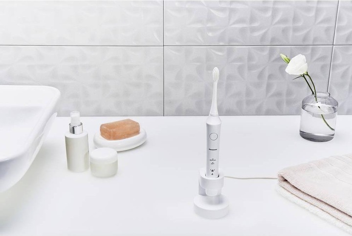 Image du produit Panasonic Ew-Dl83 (Brosse à dents sonique)