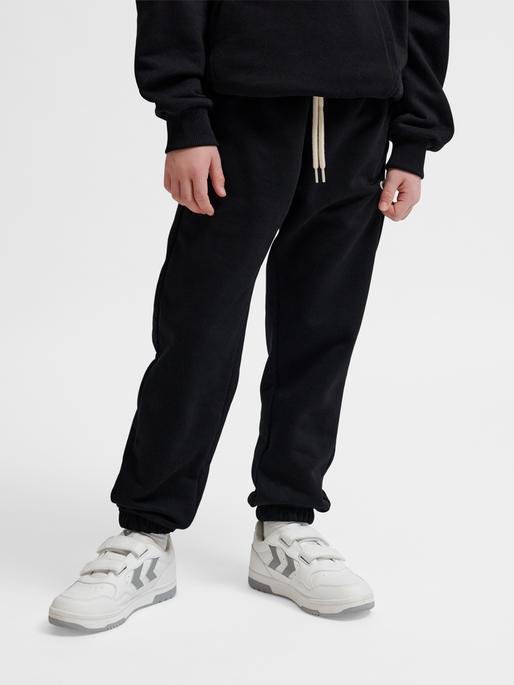 Actual product image hummel Hmljr Loose Sweatpants Bee (146)