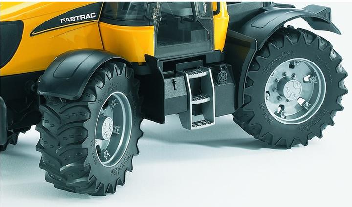 Produktbild Bruder JCB Fastrac 3220