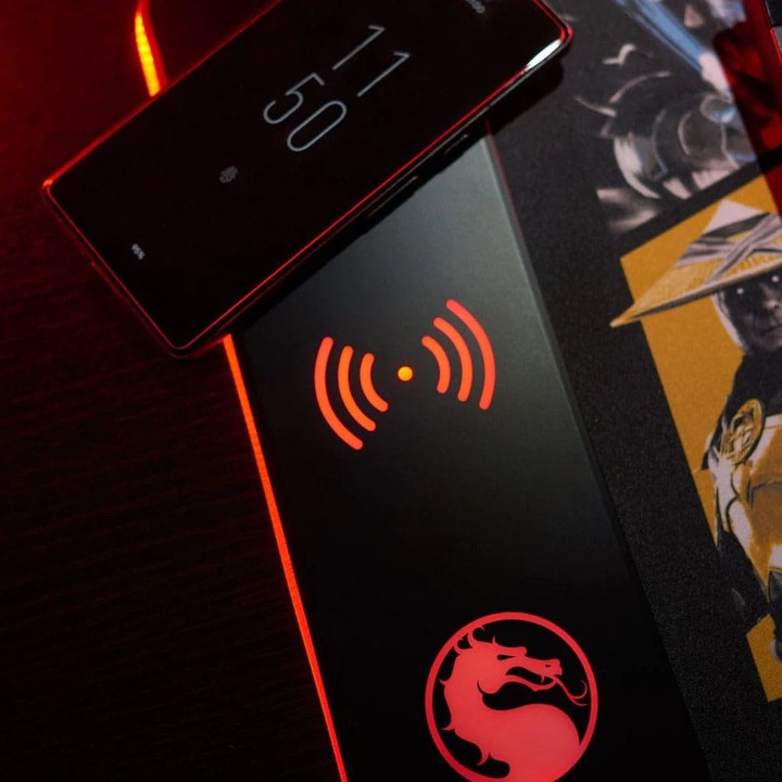Image du produit Numskull Mortal Kombat : Tapis de souris XXL + chargeur mobile (XXL)