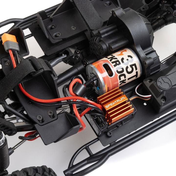 Image du produit Axial Scale Crawler SCX10 III Base Camp ARTR (RTR Prêt à fonctionner)