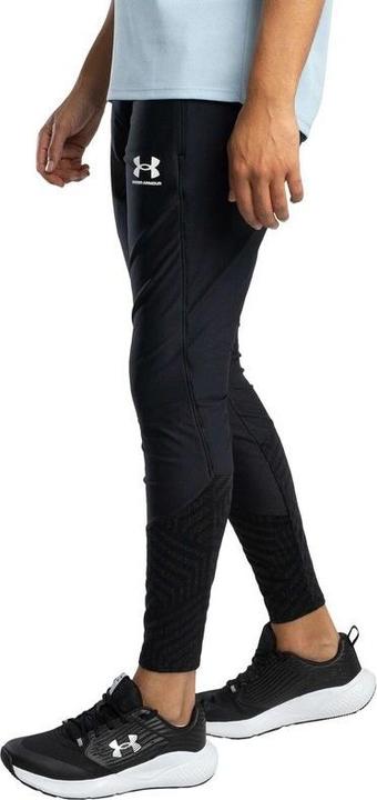 Actual product image Under Armour Challenger Pro (M)