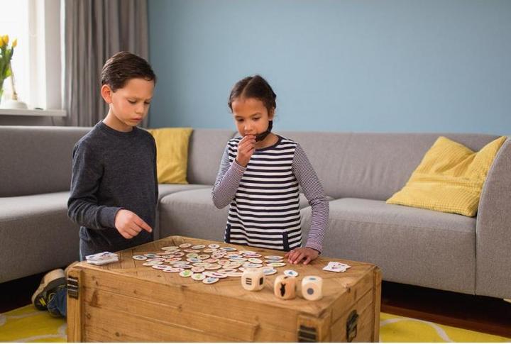 Actual product image BS Find fish (German, Multilingual, 2 - 6 Players)