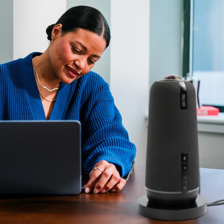 Actual product image OWL Table stand for Meeting 4+