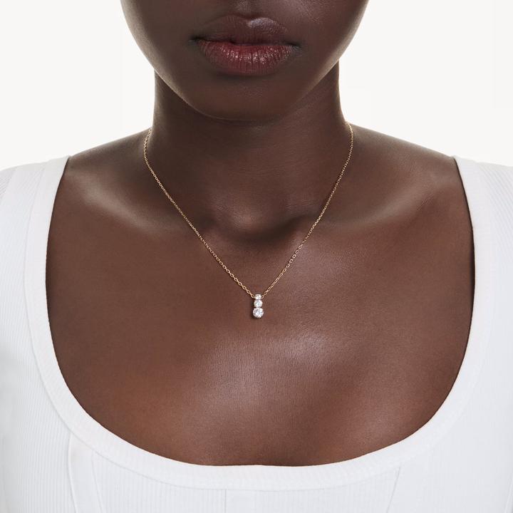 Immagine prodotto Swarovski Stilla Attract Halskette Rundschliff Weiss Goldlegierungsschicht (Metallo Swarovski, 38 - 45 cm)