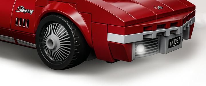 Image du produit LEGO Chevrolet Corvette C8.R Race Car et 1969 (76903, LEGO Speed Champions)