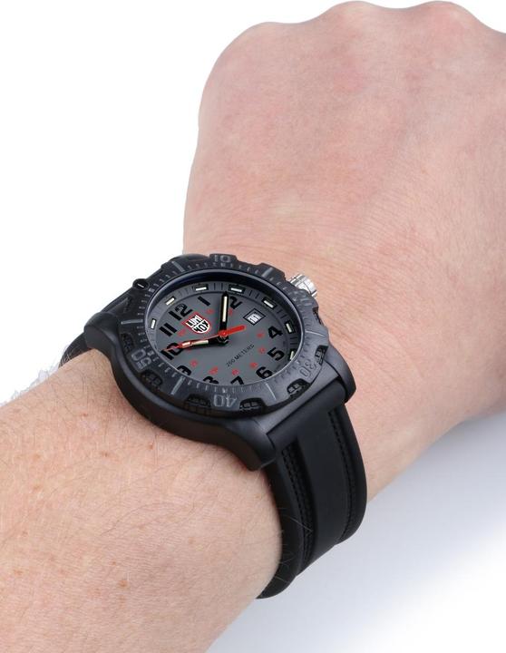 Actual product image Luminox Ops 8880 (Analogue wristwatch, Diving watch, Swiss made, 45 mm)