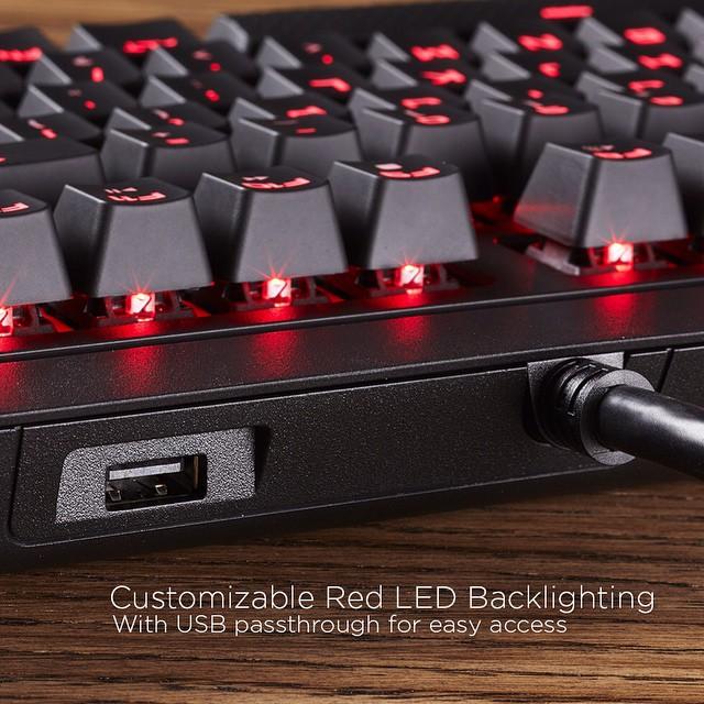 Produktbild Corsair Gaming STRAFE (CH, Kabelgebunden)