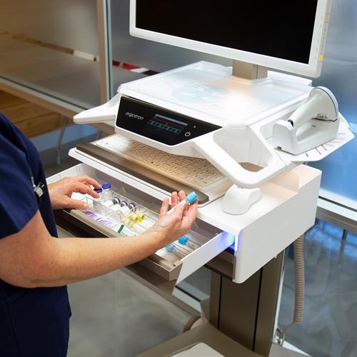 Immagine prodotto Ergotron Carrello Elevatore Elettrico Carefit Pro