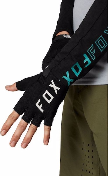 Actual product image Fox Ranger Gel (M)