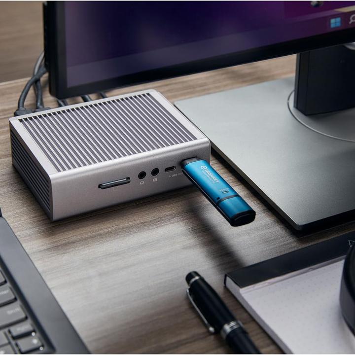 Produktbild Kingston IronKey Vault Privacy 50 (64 GB, USB-A)