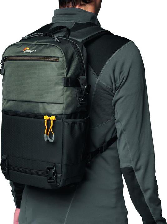 Actual product image Lowepro Slingshot SL 250 AW III (Photo backpack, 10 l)