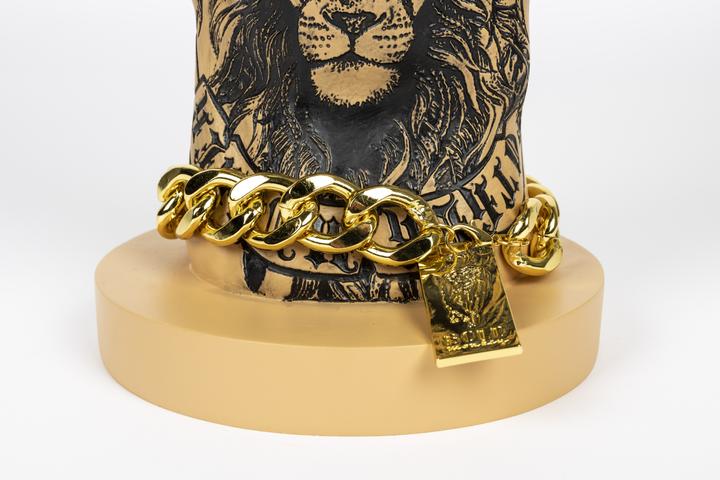 Actual product image Bold Monkey Fother Mucker side table lion