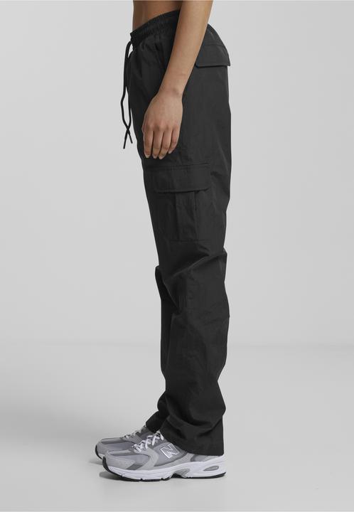 Produktbild Urban Classics Ladies Nylon Cargo Pants (XL)
