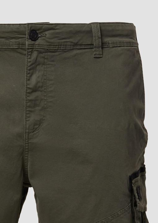Image du produit s.Oliver Bermuda Cargo-Short mit Eingrifftaschen mit Straigt Leg (46)