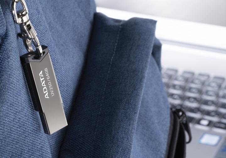 Actual product image Adata USB 2.0 Flash Drive UV250 16GB BLACK (16 GB, USB-A)