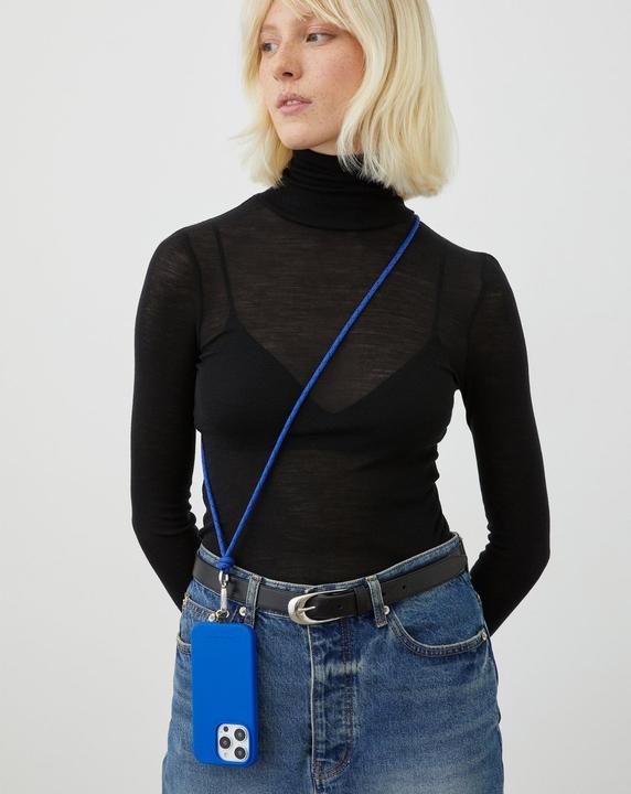 Actual product image iDeal Of Sweden Designer Silicone Cover Cobalt Blue (Apple iPhone 15 Plus)