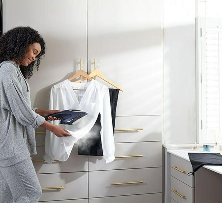 Immagine prodotto Russell Hobbs Spazzola a vapore Steam Genie 2 in 1 1700 W (1700 W, 20 g/min)