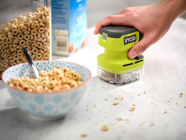 Image du produit Ryobi Mini aspirateur RDV4-0 4V (vert/noir, sans batterie ni chargeur)