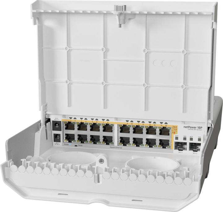 Produktbild MikroTik PoE+ Switch netPower 16P, Outdoor 18 Port (18 Ports)