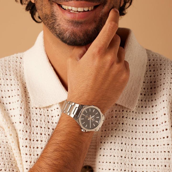 Actual product image Casio Edifice Classic (Analogue wristwatch, 40 mm)