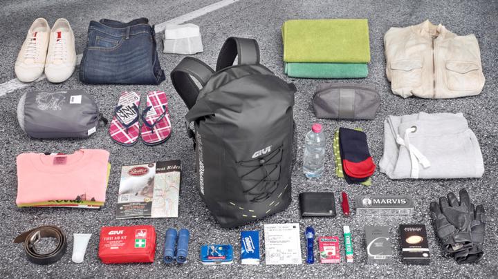 Produktbild Givi Rucksack EA121 (18 l)