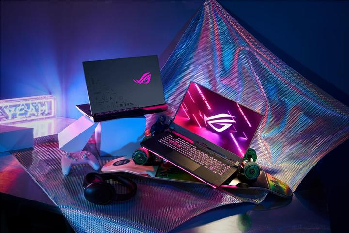 Produktbild ASUS ROG Strix G15 (15.60", 1000 GB, 16 GB, CH, AMD Ryzen 9 5900HX)