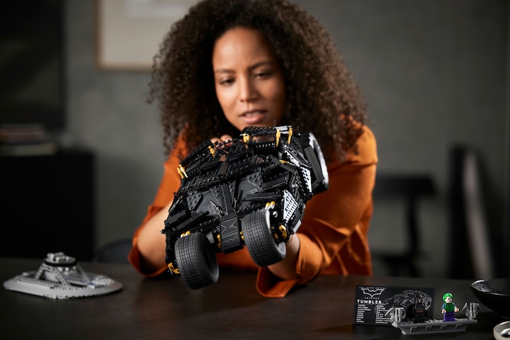 Actual product image LEGO Batmobile Tumbler (76240, LEGO DC, LEGO Rare Sets)