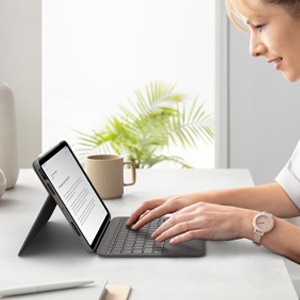 Actual product image Logitech Folio Touch (DE, iPad Air 2020 (4. Gen), iPad Air 2022 (5th Gen))