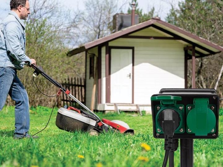 Actual product image Velleman 2-Way Garden Socket With Timer - For Outdoor Use - Schuko (2 x, CEE 7/3, 1.50 m)