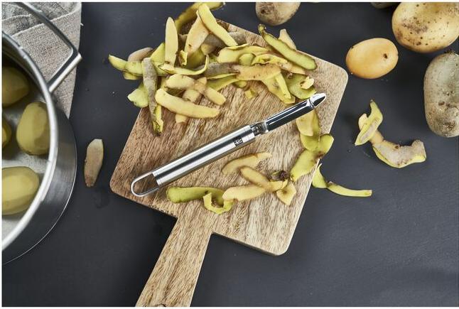 Actual product image Zwilling Pro Pendulum Peeler, 20.7cm