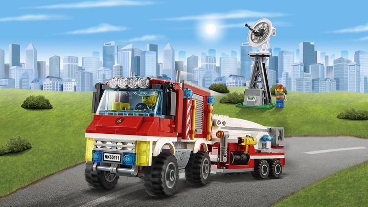 Actual product image LEGO Fire Utility Truck (60111, LEGO City)