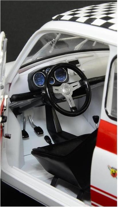 Actual product image 1:12 FIAT Abarth 695 SS/ Assetto Corsa