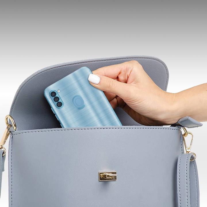 Immagine prodotto Cadorabo Custodia per Samsung Galaxy A11 / M11 in TPU spazzolato con protezione per fotocamera stile LM160 (Samsung Galaxy A11, Samsung Galaxy M11)