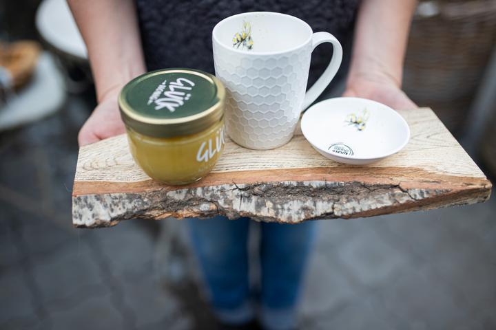 Produktbild VBS Eichenschwartenbrett, ca. 35 x 8 - 12 cm