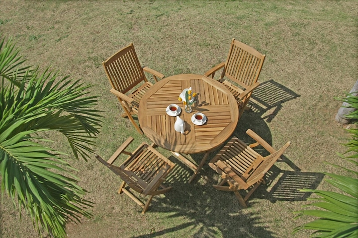 Image du produit Zebra Poker Table repas pliante Ø 70cm en teck (70 cm)