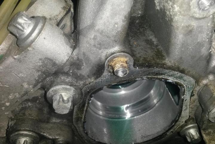 Actual product image Brilliant Tools Screw extractor / drill and guide kit, 25 pcs