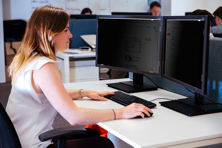 Actual product image Targus PRIVACY SCREEN 27IN W 16:9 (27", 16:9)