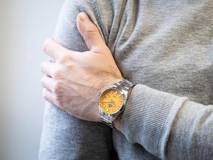 Produktbild Casio Edifice - EFV-100D-9AVUEF (Analoguhr, 42 mm)