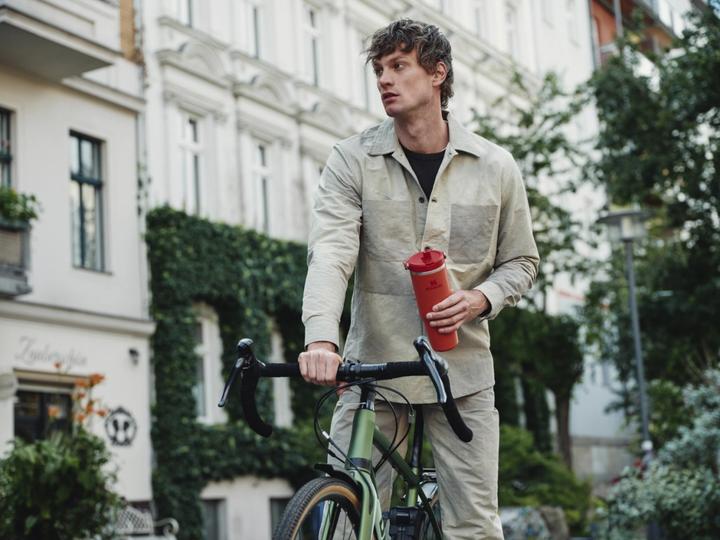 Actual product image Stanley Becher IceFlow Flip Straw 0 89 L Hot Coral (0.89 l)