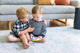 Produktbild Baby Einstein Musikplayer (Deutsch, Englisch, Französisch, Italienisch, Portugiesisch, Rumänisch, Spanisch)